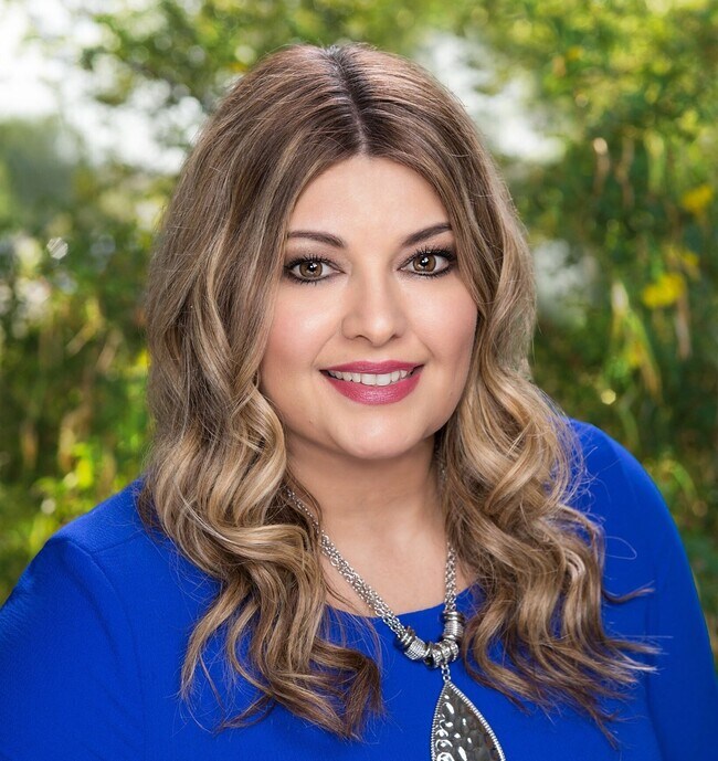 Carla DeLeon