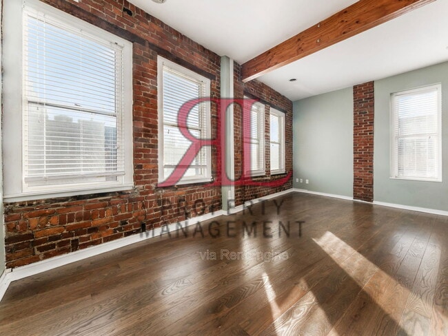 1131 N High St unit 202, Columbus, OH 43201 - photo 7