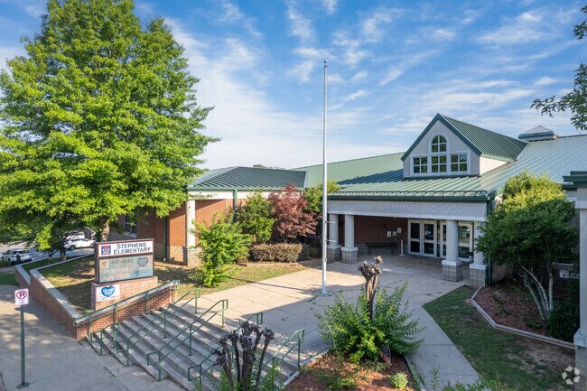 Stephens Elementary School serves PreK-5 grades in Little Rock.