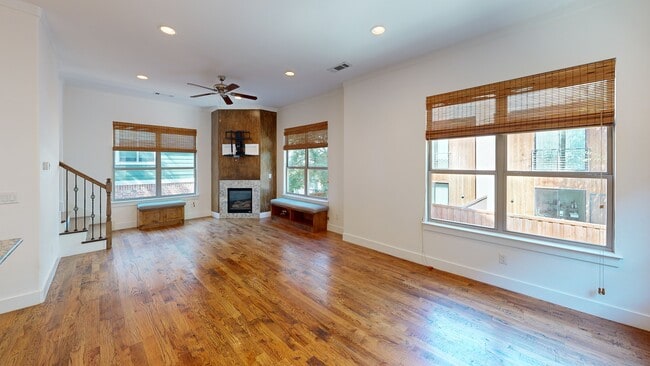5875 Ross Ave unit 6, Dallas, TX 75206 - photo 3