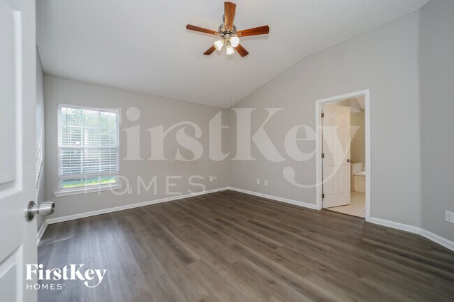 1332 Wilshire Ct S, Saint Johns, FL 32259 - photo 7