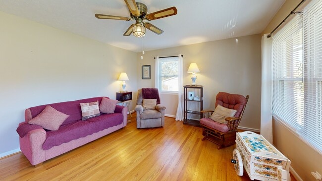 2916 Lake Dr, Shelby, NC 28152 - photo 2