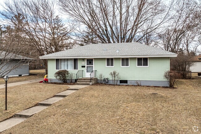 Ramblers are available with attached and detached garages in Rice Creek Terrace West.