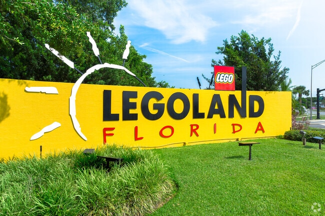 With Legoland a short 5 minutes from Cypresswood, the fun awaits you at the turstyles.
