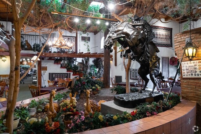 Cattleman’s Steakhouse opened its doors in 1973 in the Far East neighborhood.