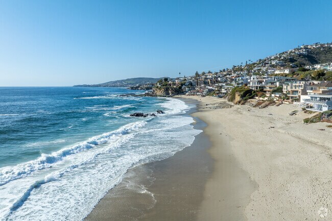 Victoria Beach is a pristine beach with the iconic Pirate Tower and tide pools.