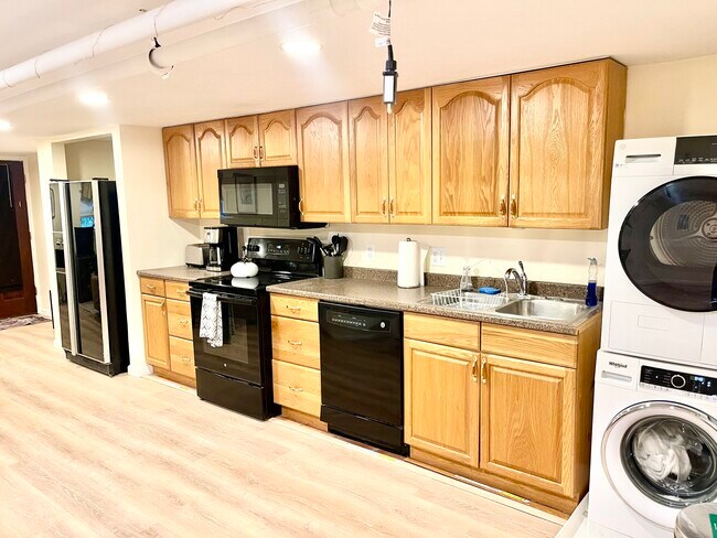 1761 T St NW unit 2, Washington, DC 20009 - photo 4