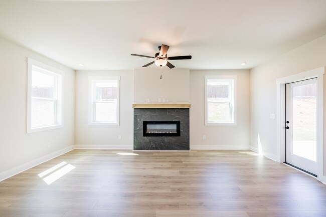 4202 Adler Cir, Buford, GA 30519 - photo 5