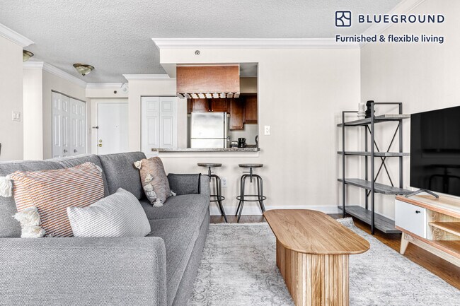 801 15th St S unit FL6-ID427, Arlington, VA 22202 - photo 3