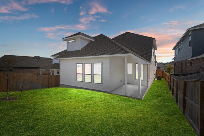 2621 White Willow, San Antonio, TX 78245 - photo 3