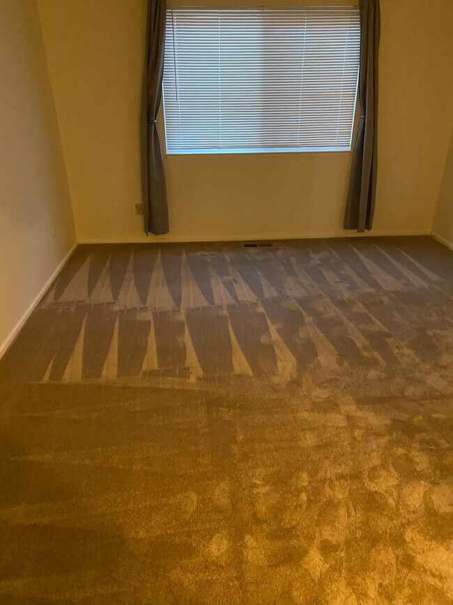 2300 Dickerson Rd, Reno, NV 89503 - photo 6