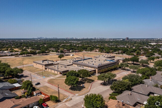 Richardson Liberty Junior HIgh Context