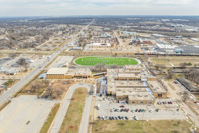 Carver Middle School is a quality school located in OK.