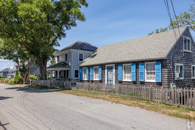 Woods Hole offers a variety of different styles of architecture.