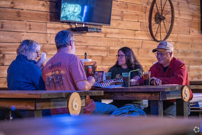 Locals of Chattahoochee enjoy dinner at Bleacher's Pub & Grub.