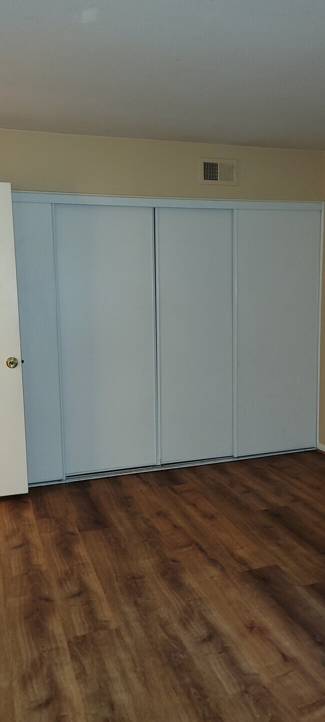 1611 Hotel Cir S unit 213, San Diego, CA 92108 - photo 2