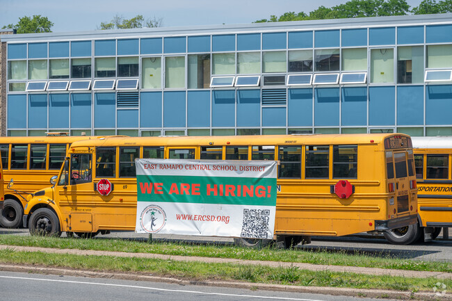 Ramapo High School earns a B-minus from Niche.