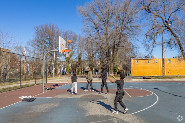 Wilson and Etting Park is a public park with a basketball court for locals to enjoy in Upton.