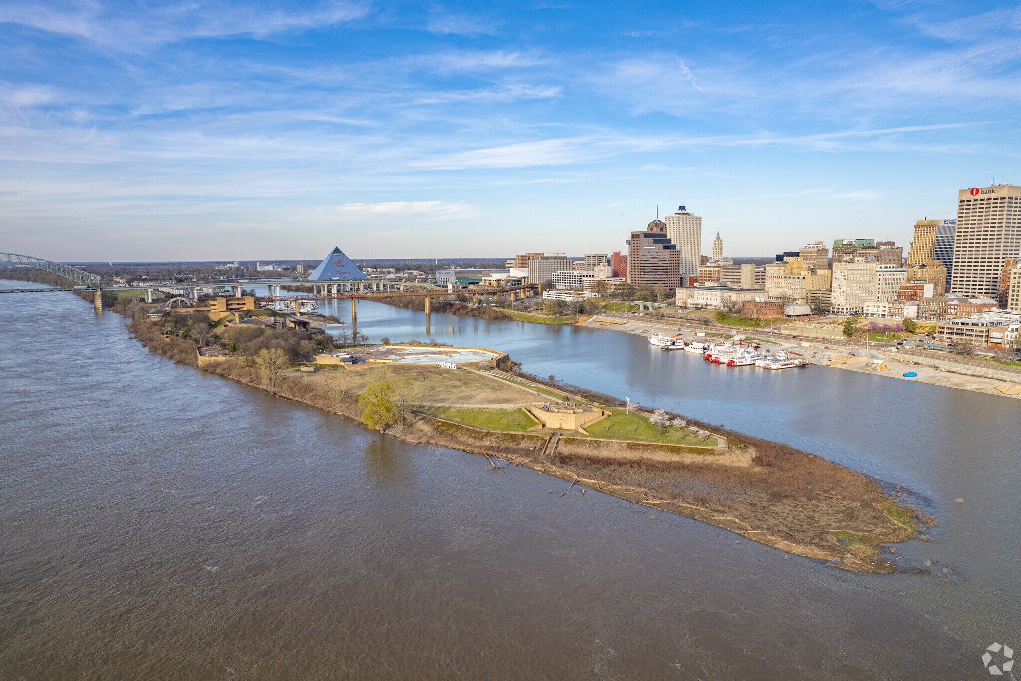 Mud Island is a stunning neighborhood with much to do.