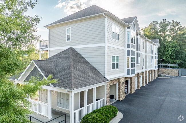 Magnolia Preserve - Building