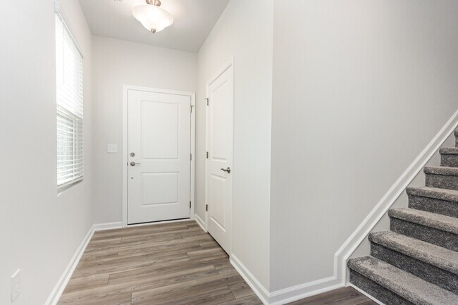 1425 Rhodes Pond St, Eagle Rock, NC 27591 - photo 5