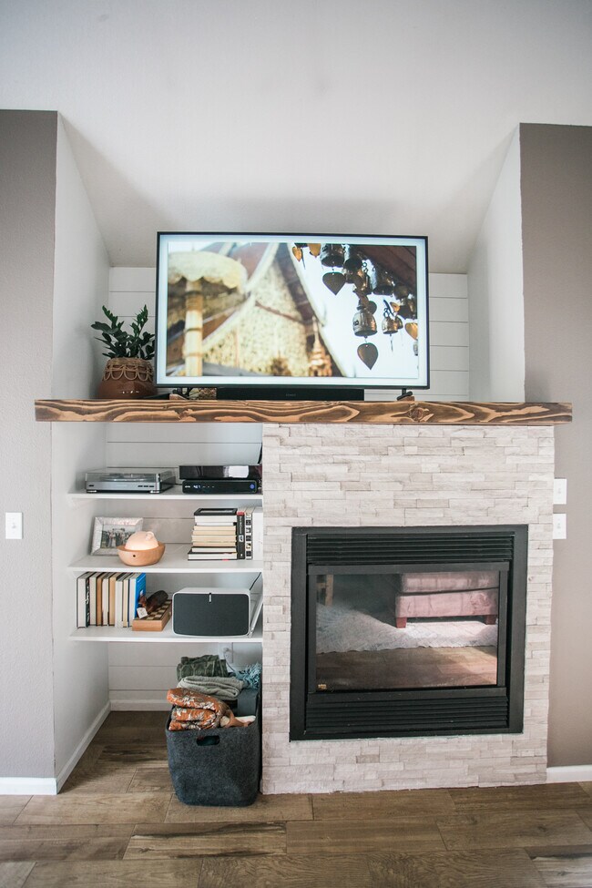 2908 Des Moines Dr, Fort Collins, CO 80525 - photo 4