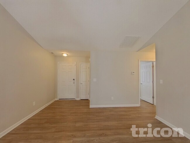 7112 Rumple Rd, Charlotte, NC 28262 - photo 2