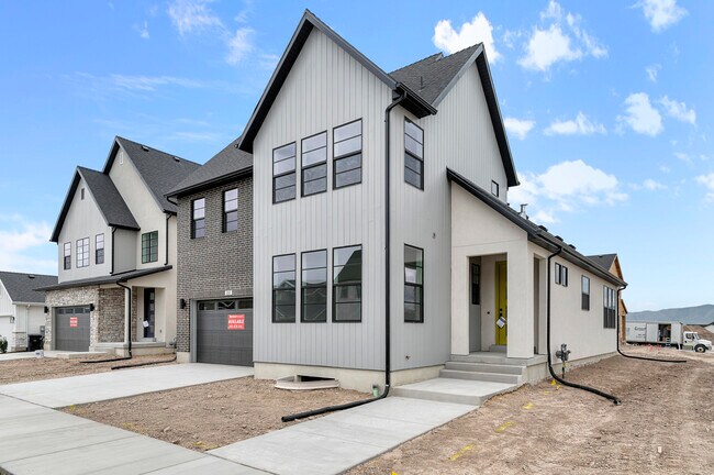 9869 N Willowbank Dr unit 38834524, Highland, UT 84003 - photo 3