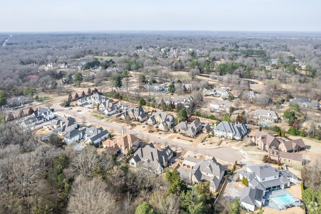 The Bridges at Germantown Apartments 7491 Wyndhurst Place, Germantown