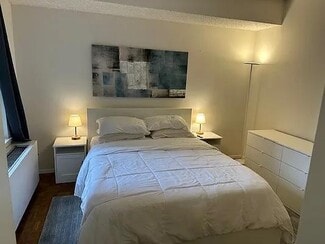 150 W 51st St Unit 2812, New York, NY 10019