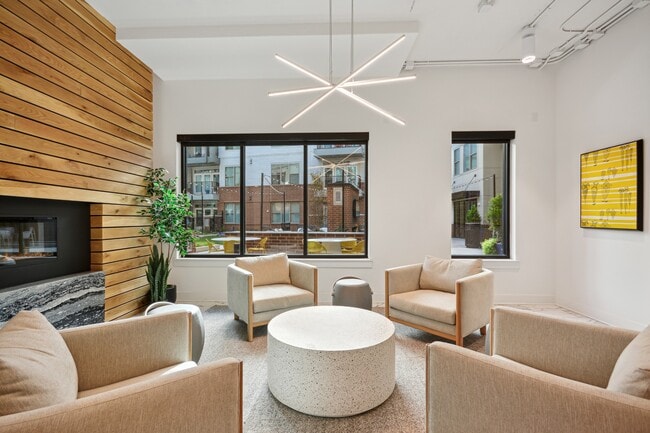 Link Apartments® Calyx, Chapel Hill, NC 27517 - photo 7