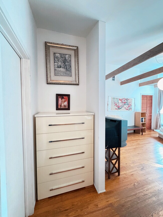 148 Cat Rock Rd, Cos Cob, CT 06807 - photo 6