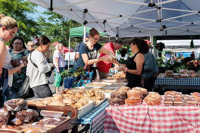 Newington Forest offers many nearby farmers' markets in spring and summer.