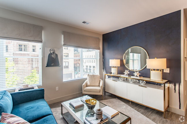 2BR, 2BA - 1,046 SF - B2-0