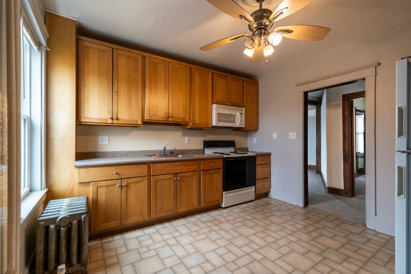 360 Nutt Rd unit 1, Phoenixville, PA 19460 - photo 1