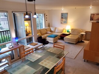 72 Surrey Ln Unit 72 Surrey Lane, San Rafael, CA 94903