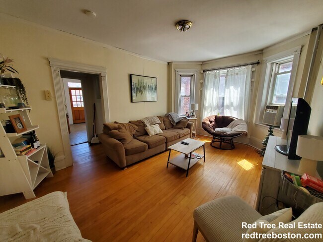 12 Royce Rd unit 2, Allston, MA 02134 - photo 2
