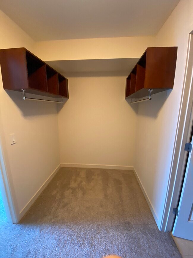 Michigan Avenue Tower 1 unit 1109, Chicago, IL 60605 - photo 7