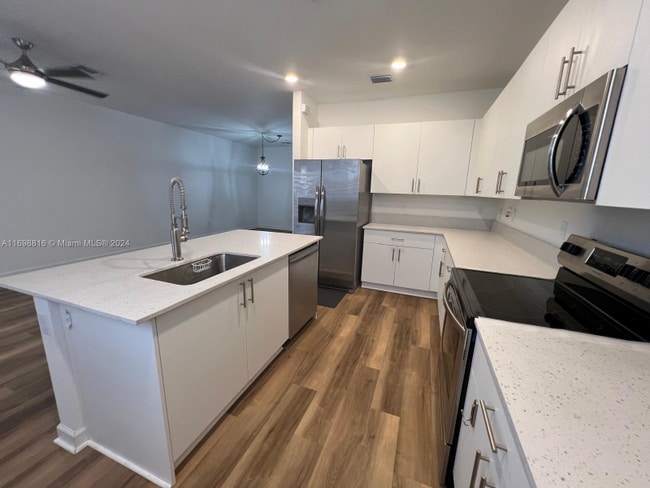 256 SW 159th Terrace, Pembroke Pines, FL 33027 - photo 7