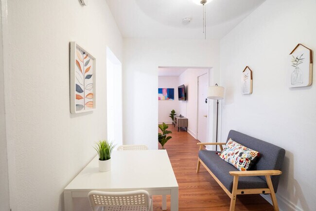 444 Ponce de Leon Blvd unit ID1357418P, Coral Gables, FL 33134 - photo 4