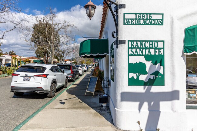 Welcome to the downtown area of the Rancho Santa Fe neighborhood.