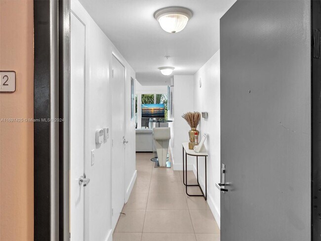 Brickell On The River unit 312, Miami, FL 33131 - photo 3