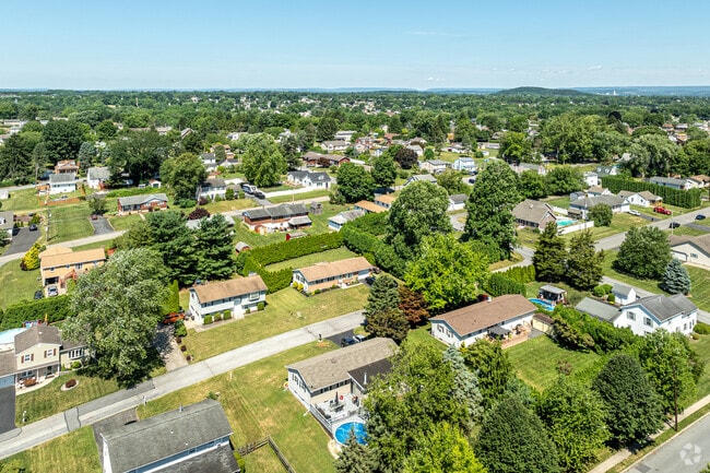 Middletown-Northampton County is a quiet, suburban neighborhood in Bethlehem PA.