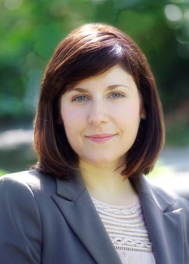 Stephanie Karvouniaris