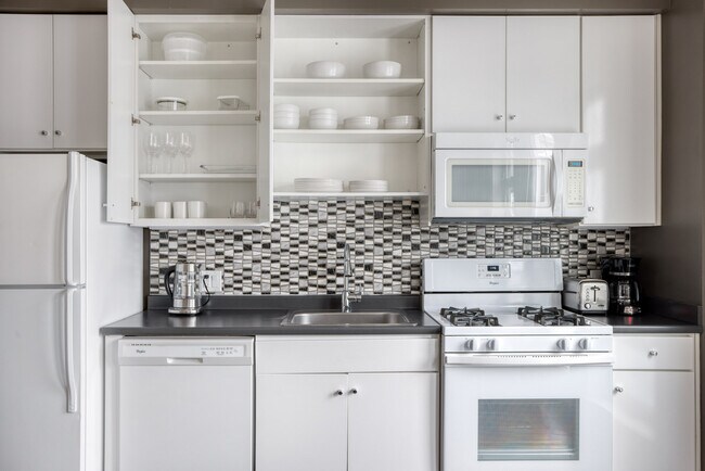 445 Artisan Way unit FL2-ID5571A, Somerville, MA 02145 - photo 7