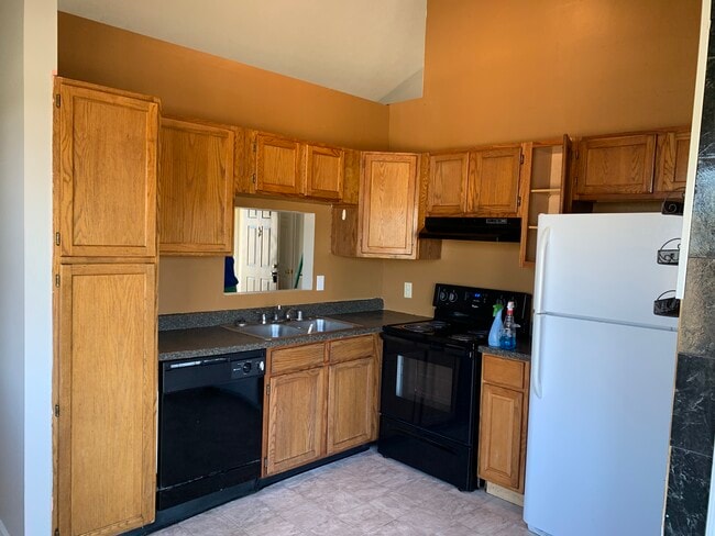 115 Rough River Run, Georgetown, KY 40324 - photo 2