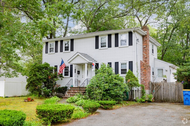 Colonial revivals, a popular home style in South Randolph, can cost between $600,000 to $900,000.