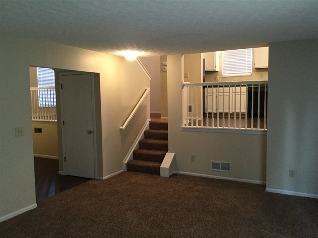 3509 Steiner St, Columbus, OH 43231 - photo 5