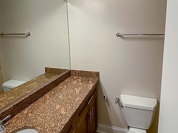 3229 N Kenmore Ave, Chicago, IL 60657 - photo 7