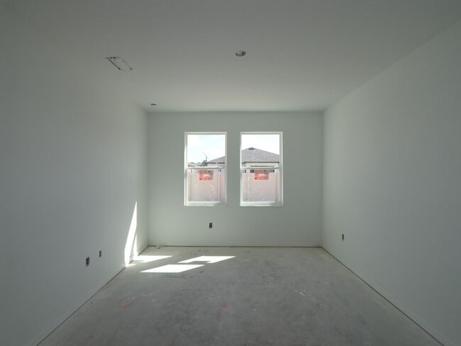 2286 Kalina Dr, Spring Hill, FL 34609 - photo 2